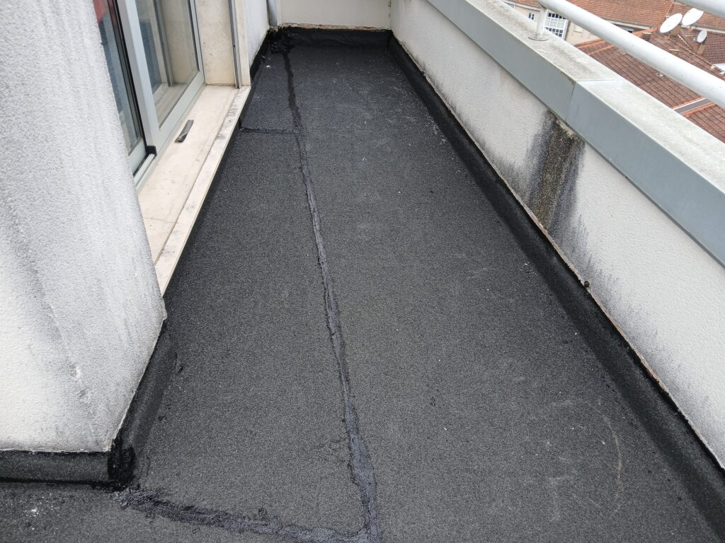 Cómo trabajamos Instalación de lámina impermeabilizante en una cubierta